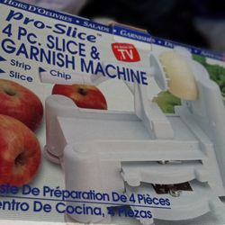 Pro Slice 4 Piece Garnish Machine