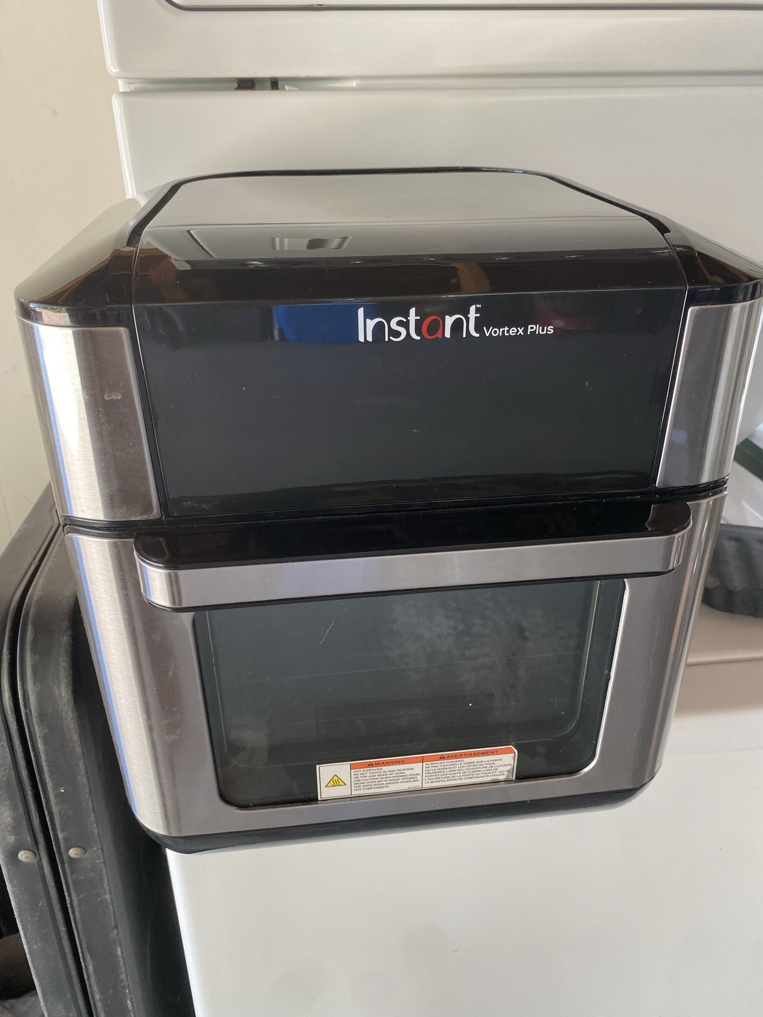 Instant pot Vortex Plus 10 QT 7-in-1 Air fryer toaster oven