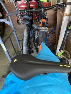 Bicycle seat