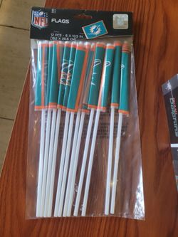 NFL Miami Dolphins Mini Flags 12-Pack