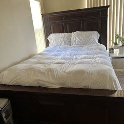 Queen Size Bed With Mattress Set