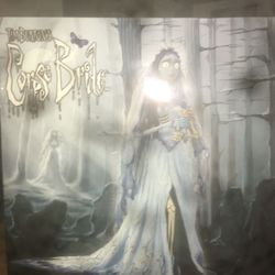 Corpse bride statue