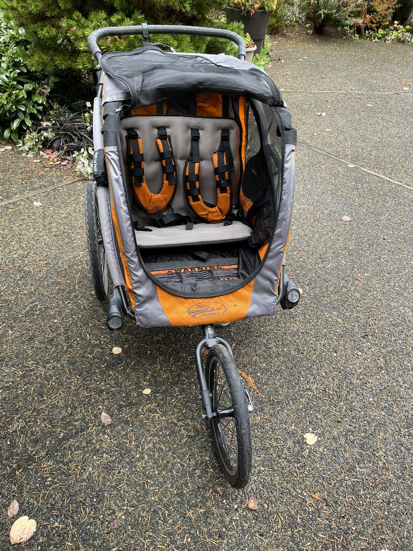 Baby Jogger POD Trailer Kit with Conversation Wheel