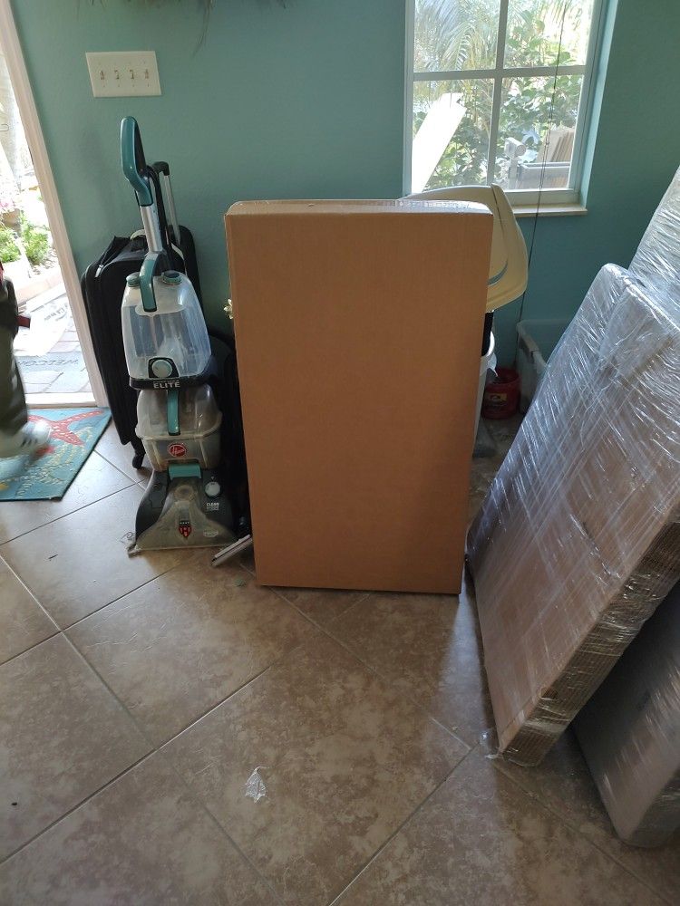 Moving/ Shipping Boxes