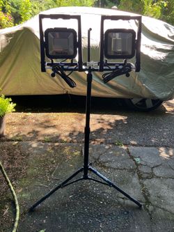 Makita LED work light set.