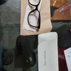 Michael Kors Perscription Glases N Case
