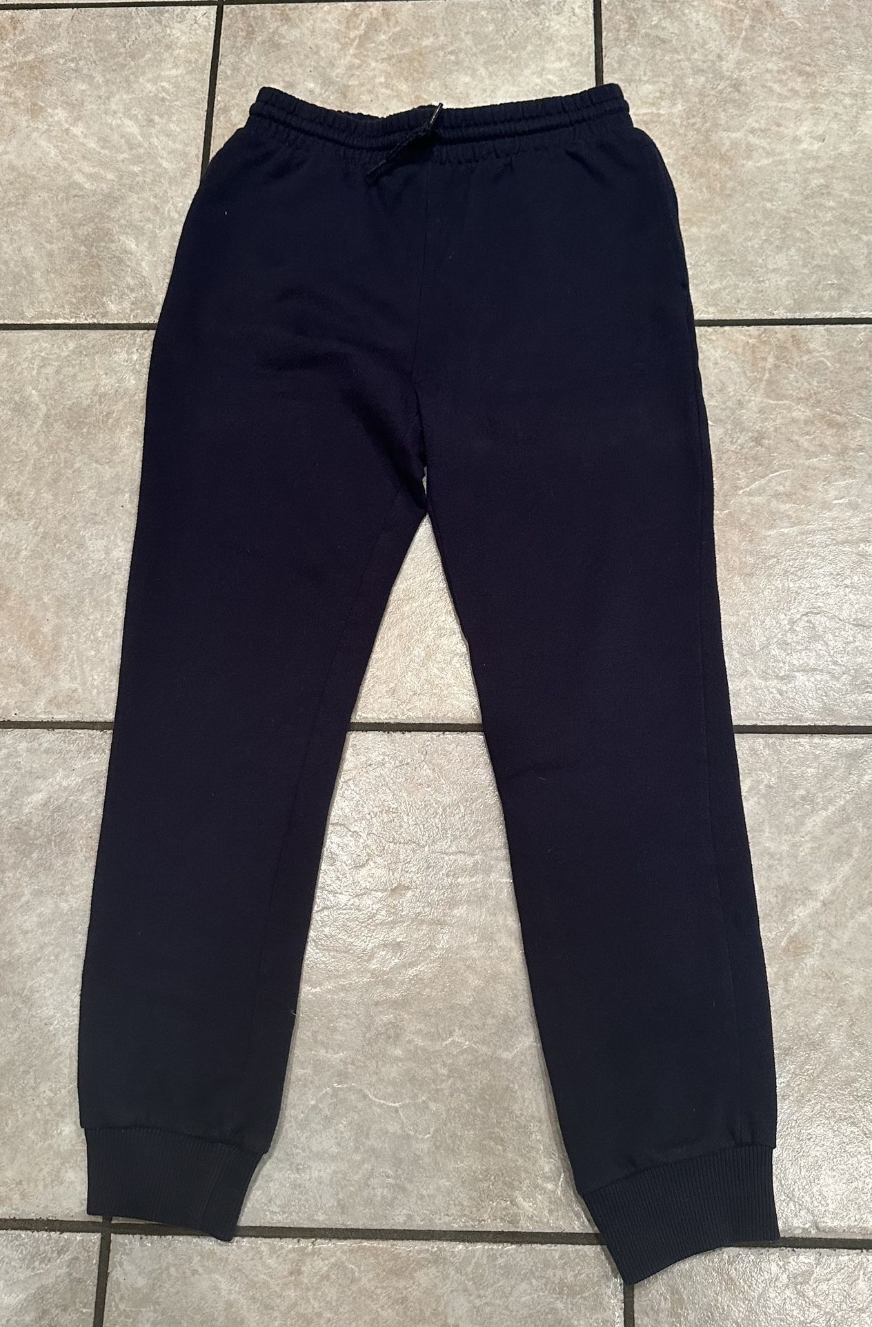 👖Boys Yourh Size XL (14) Kids Athletic Wear Sweat Pants and Joggers. Blue pair are New Balance and navy blue pair of joggers are Children's Place