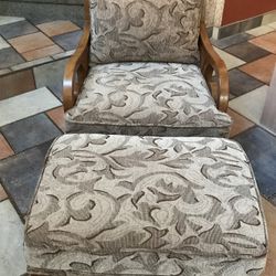 Chair With Ottoman 