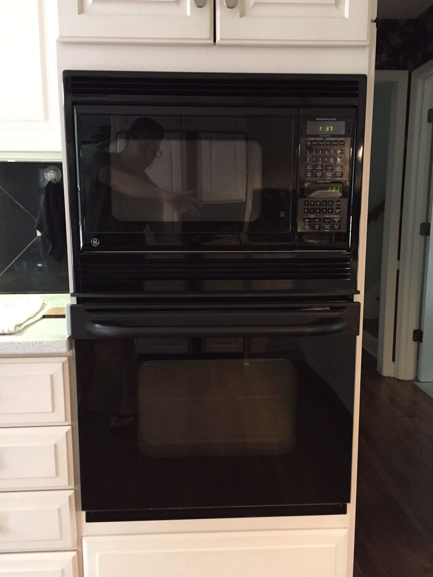GE Oven/Microwave Combo 27”