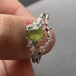 Solid 10K White Gold Peridot and Moissanite Engagement Ring and Wedding Band Set (Size 10)
