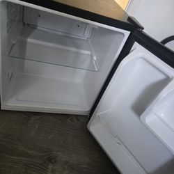 Black Mini Fridge 