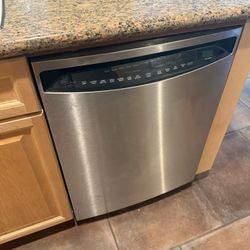 Dishwasher - Works great!