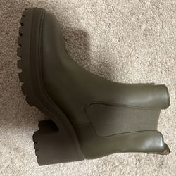 Green Boots Size 11