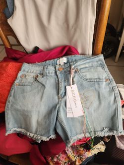 Girls shorts