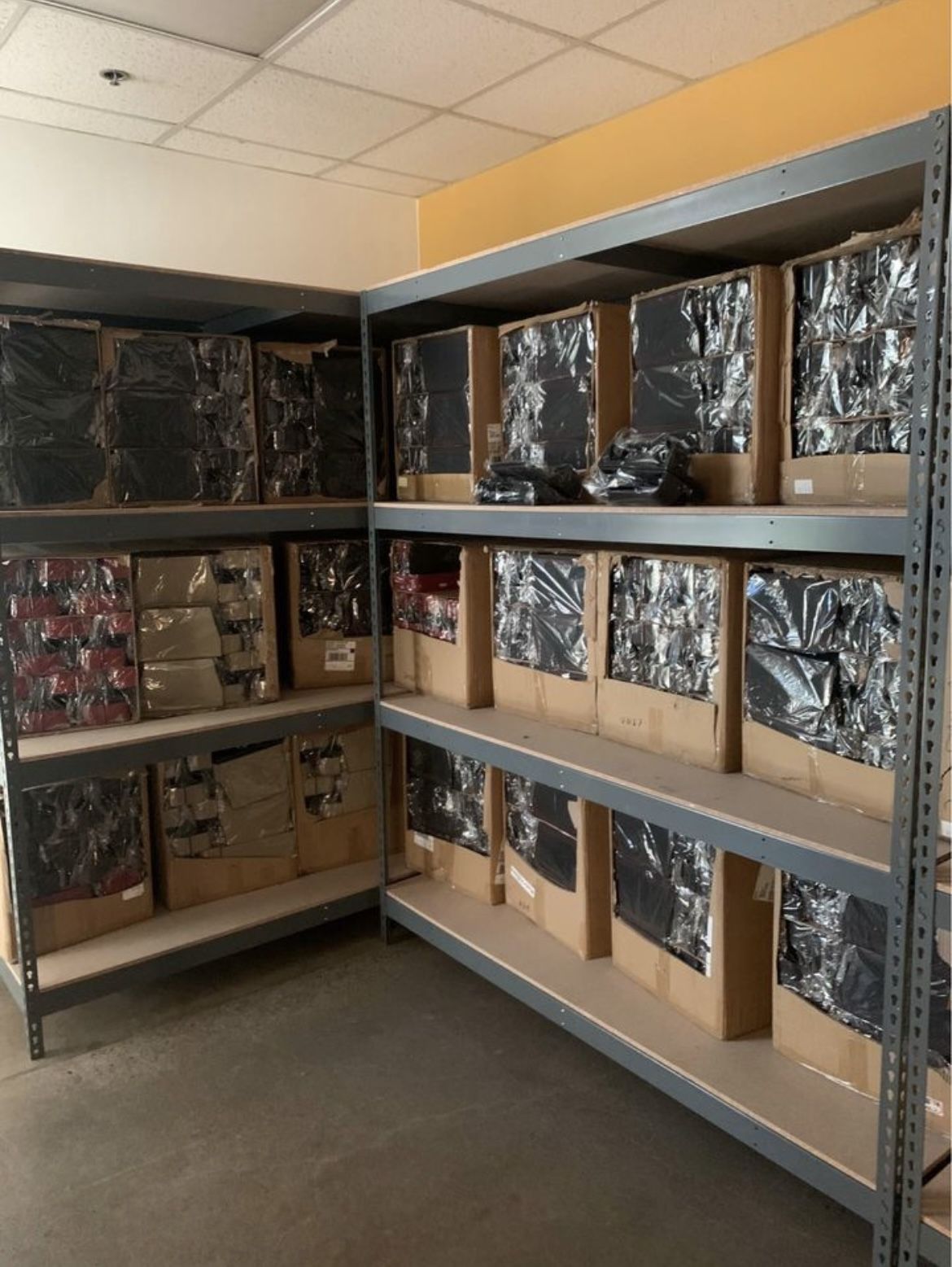 Garage Shelving 72 in W x 24 in D Boltless Shed Storage...
