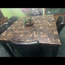 Comedor  De Mármol