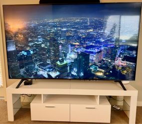 LG 75” 4K Smart TV (75UA77) – HDR10 Pro, AI Processor, Warranty + Original Box + Stand