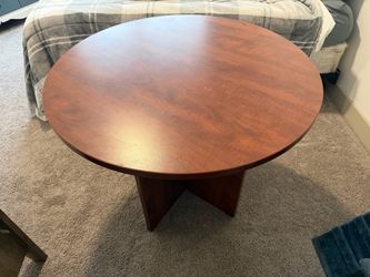 Round Side Table - Wood Veneer