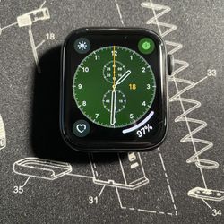 Apple Watch Series 5 44mm GPS