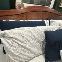 King Size Bed With Mattress, No stains, box spring still in plastic