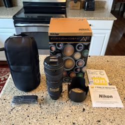 Nikon 70-200mm F2.8 ED-IF AF-S VR Zoom w/Really Right Stuff Arca Swiss Plate
