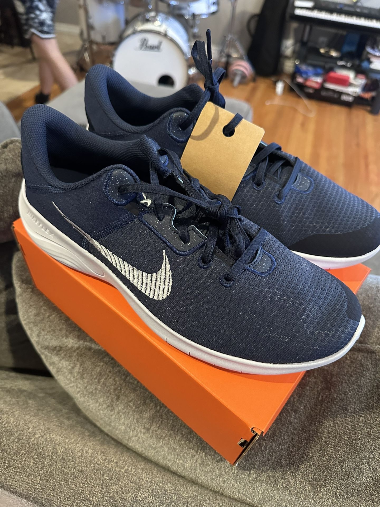 Nike Mens Shoes New Size 11.5