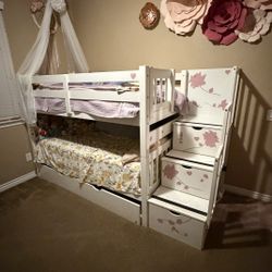 White Bunk Bed With Trundle 