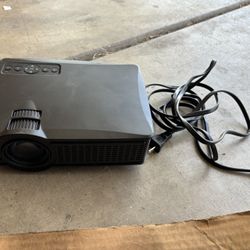 LY-50 1800 Lumens Home Theater LED Projector