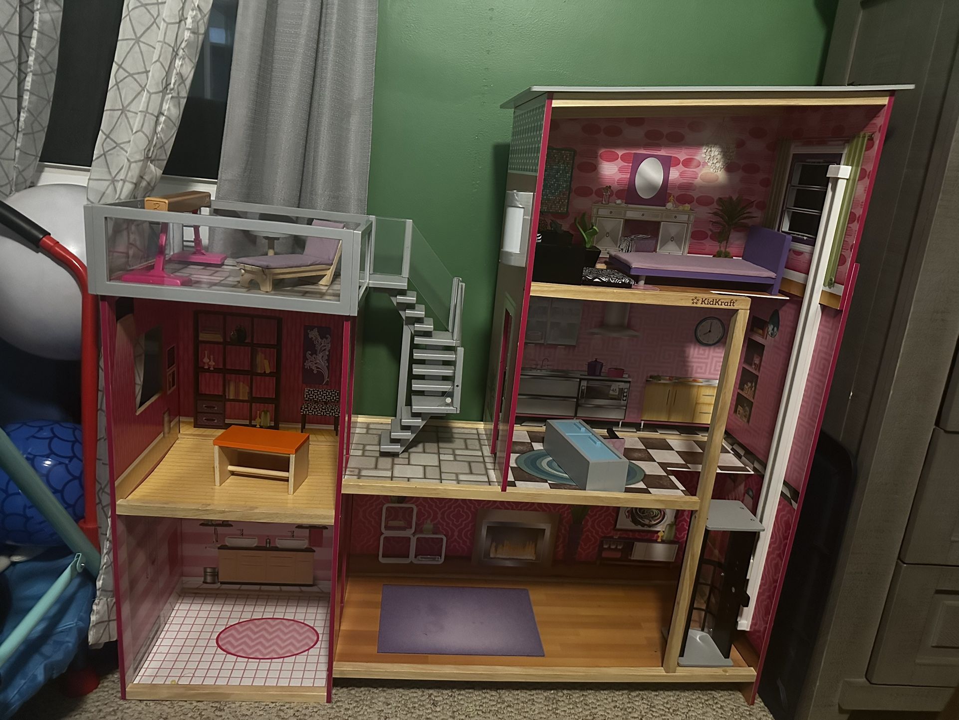 Barbie Dream House