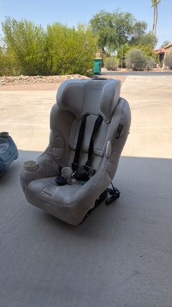 Maxi-Cosi Pria 85 Max car seat - not expired