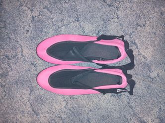 Water shoes
