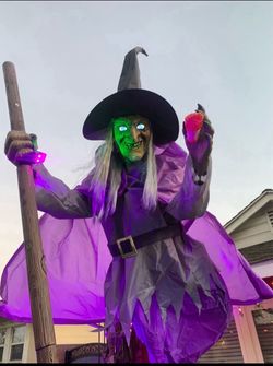 LIKE NEW 12 Foot Tall Hovering Witch Animatronic - IN BOX