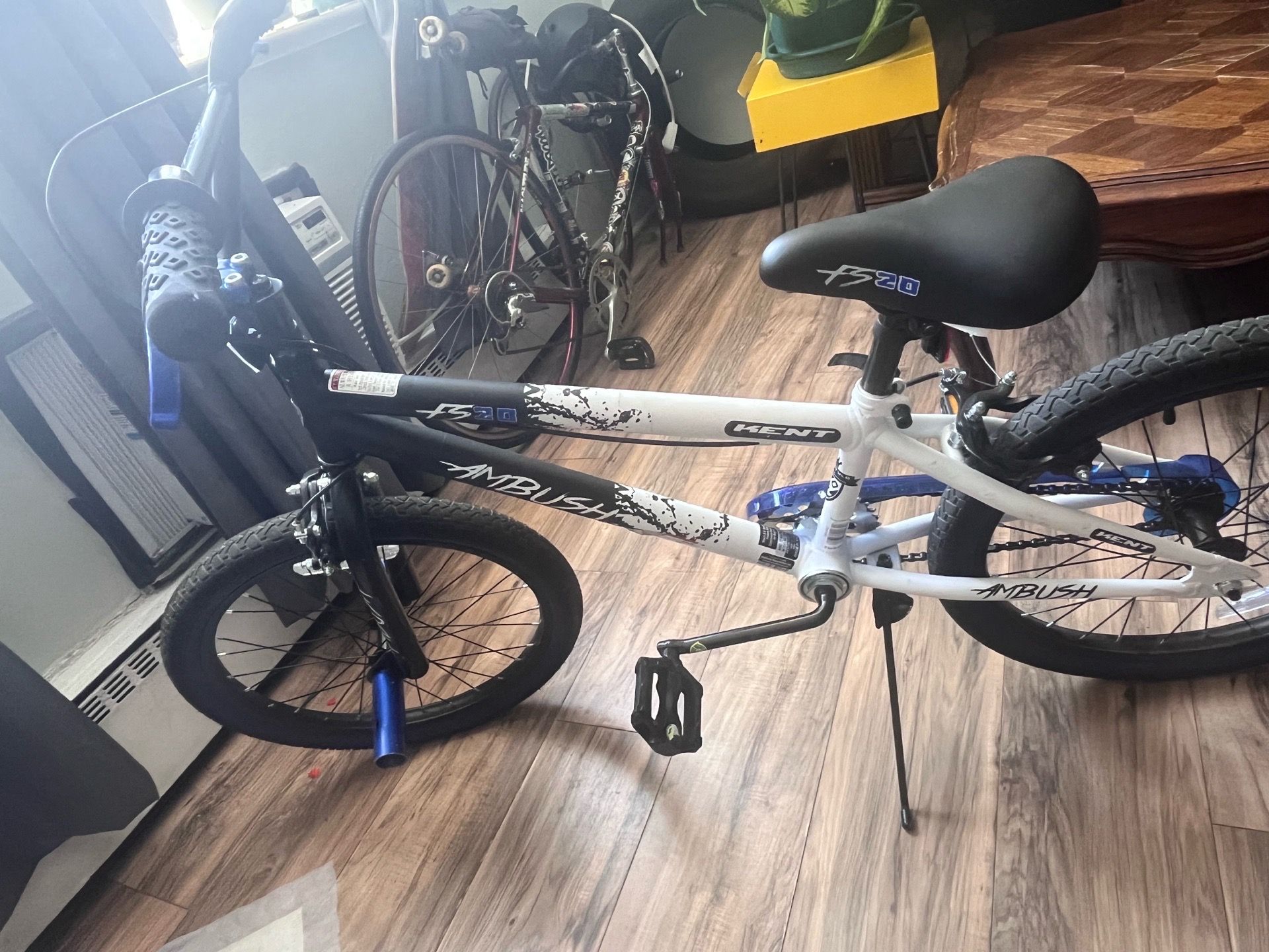 Kids bike