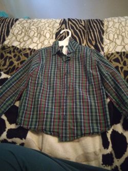 Dress shirts 5t $10 each or all for 25