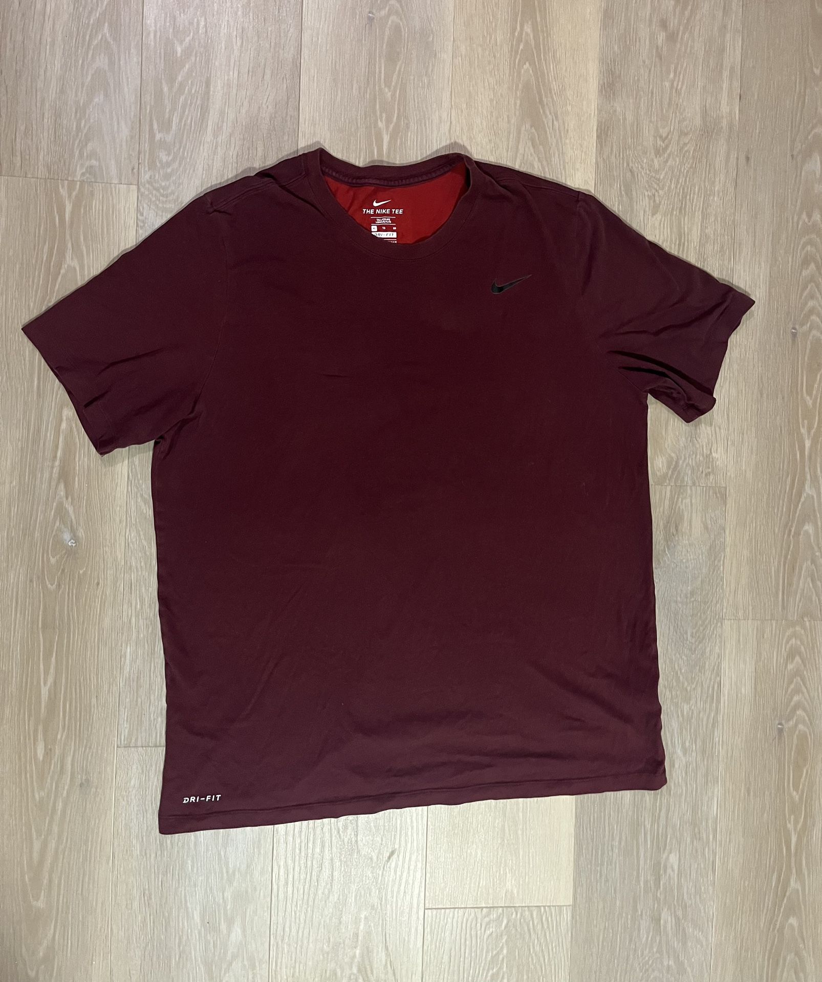 XL Nike Shirt