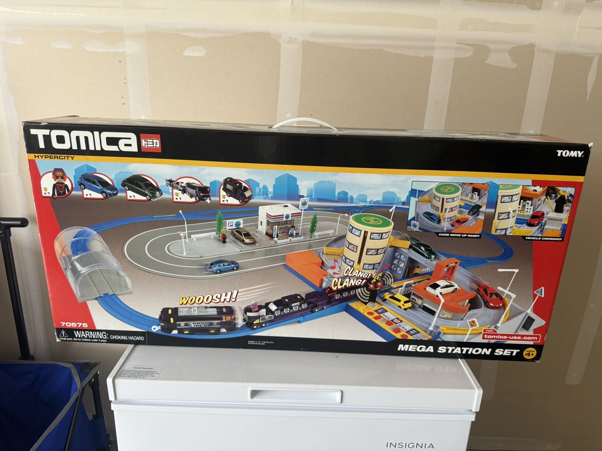 TOMICA Mega Station Set
