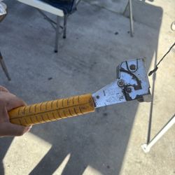 Heavy Duty Staple Gun 