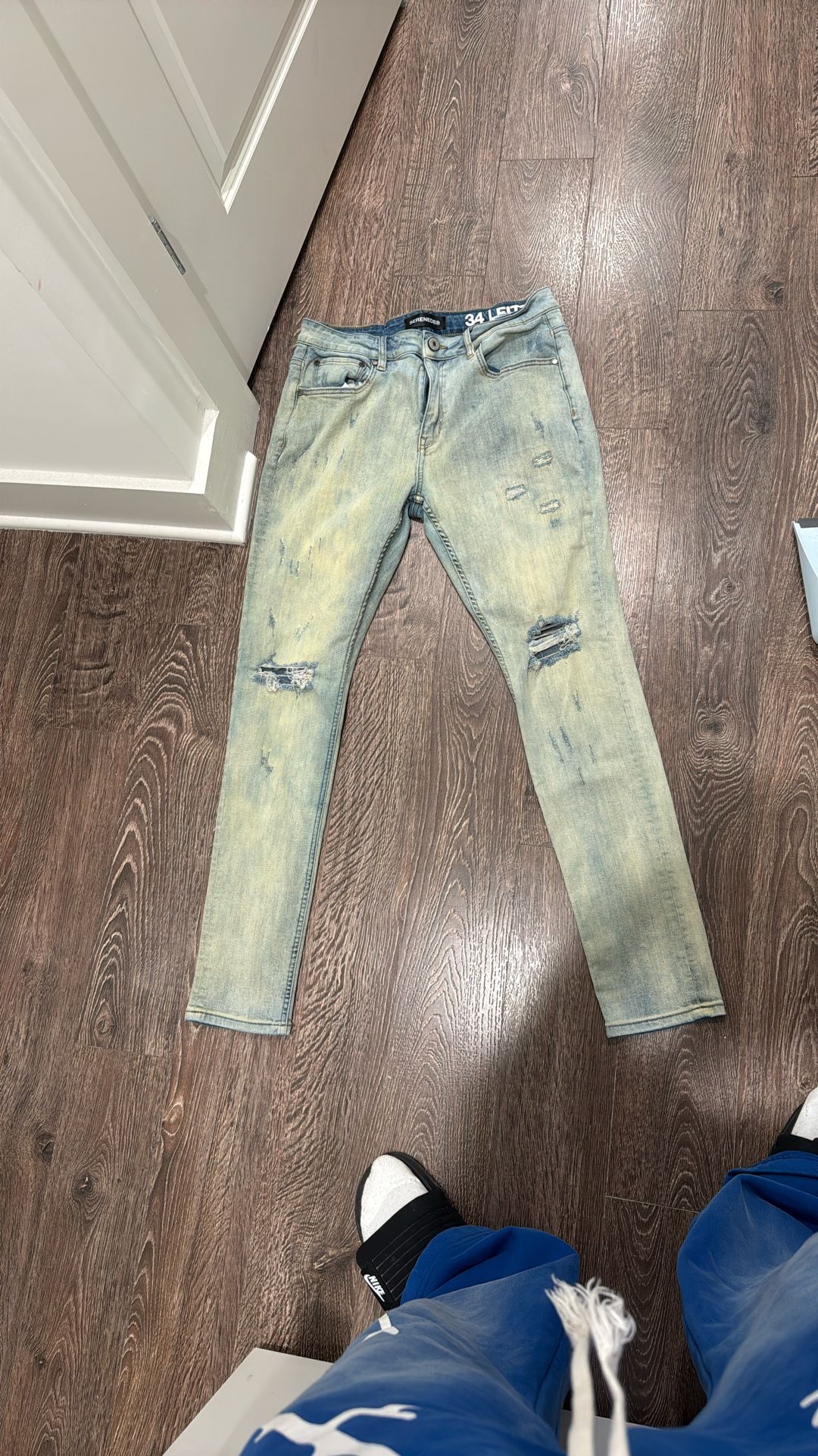 Serende Jeans (Size 34)