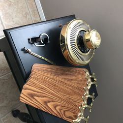 Pull chain ceiling fan