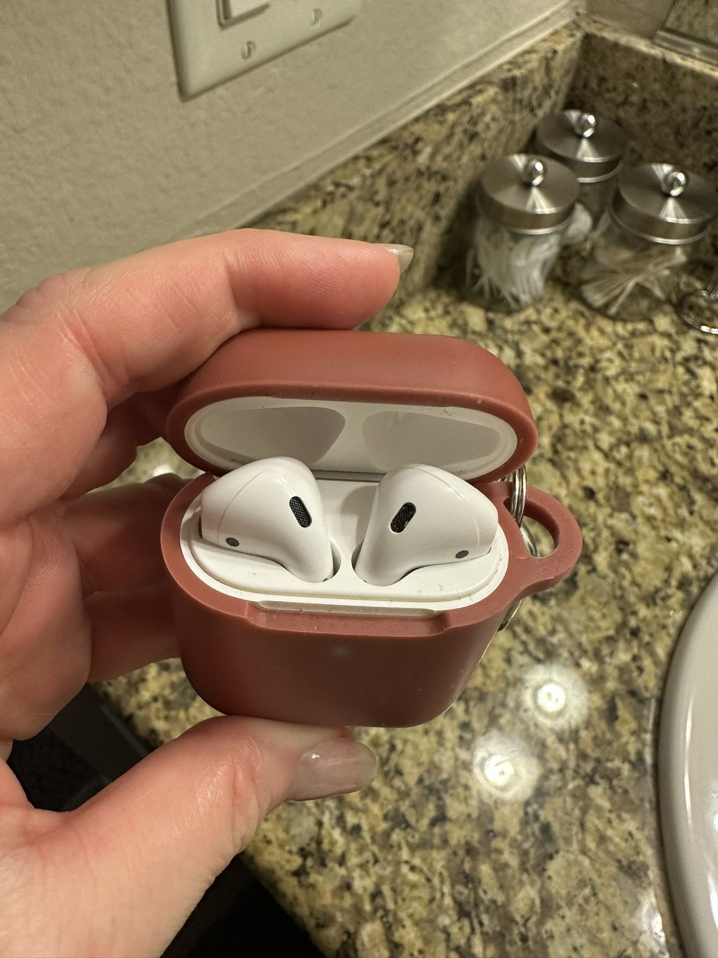 AirPods 2