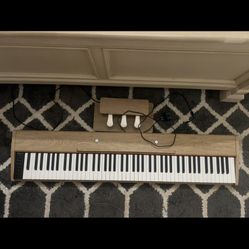 Donner Piano