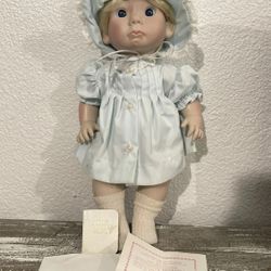 Vtg 14" Lee Middleton Little Angel Face Doll w/Mini Bible COA Signed 1979 Vinyl#27