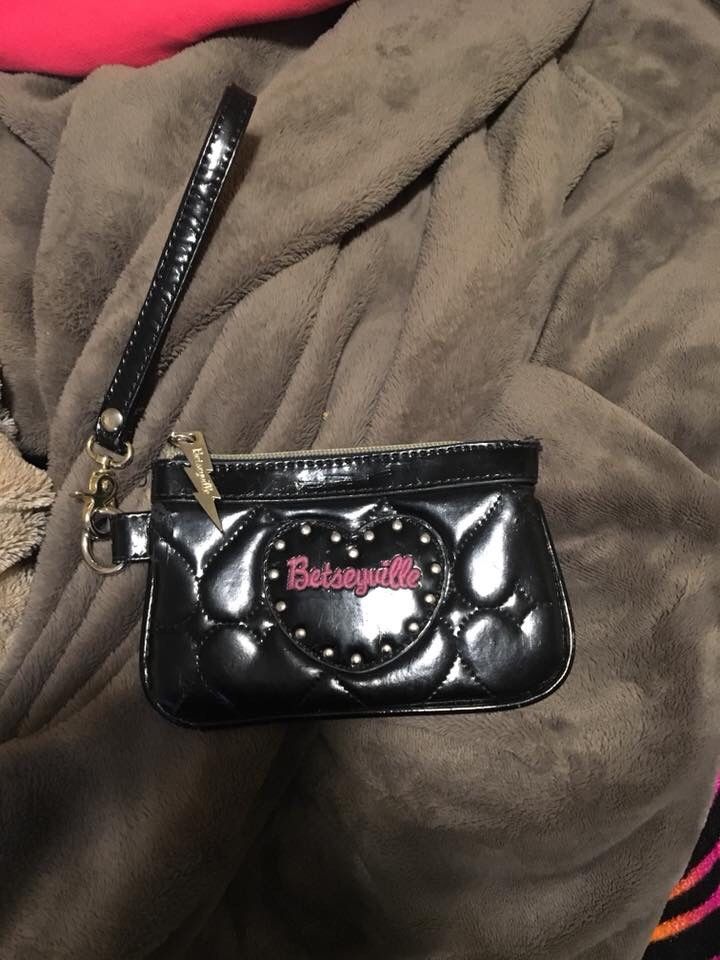 Betsey Johnson wristlet