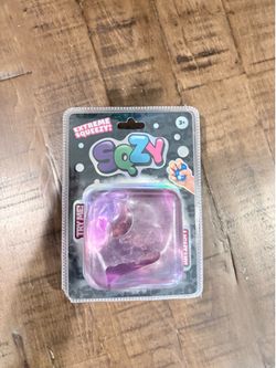 Sunny Days SQZY Extreme Squeezy Large LIGHT UP Gel Cube Viral Squishy Purple NEW