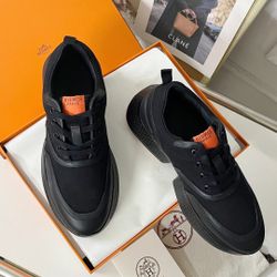 Hermes Men’s Sneaker With Box New 