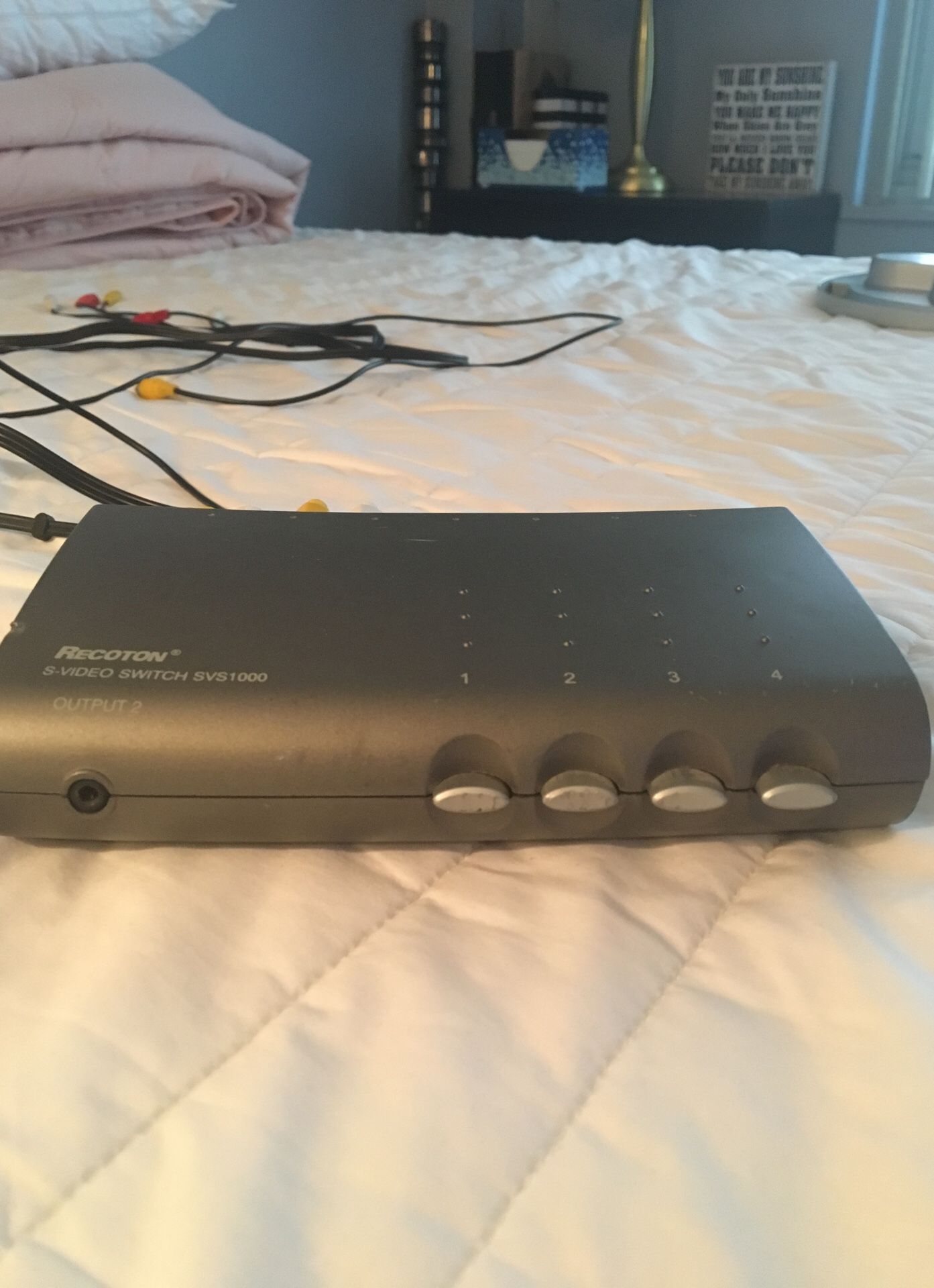 Recoton S-Video switch SVS1000