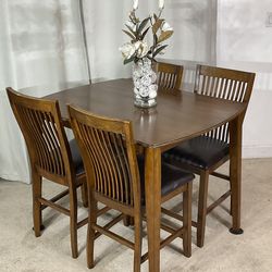 Counter Height Dining Table with 4 Chairs PERFECT FOR APARTMENT