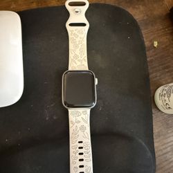 Apple Watch SE 2nd Gen