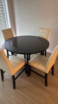 Rooms To Go  Mabry Collection Dining Sets