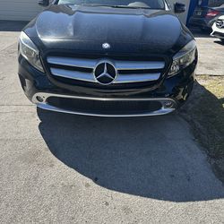 2017 Mercedes Benz GLA250 with 85,797 miles